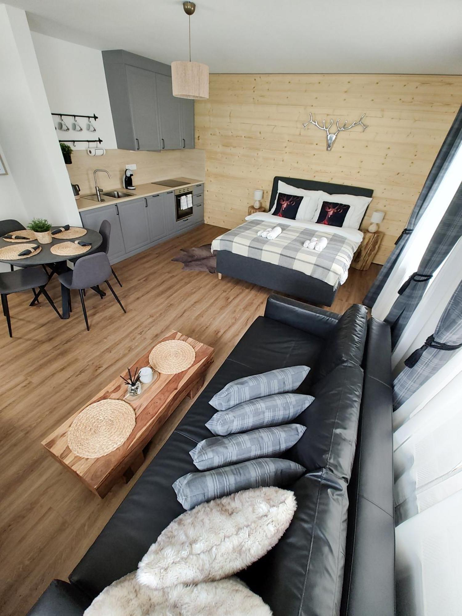 My Deer Apartment Дестне в Орлицки хора Екстериор снимка